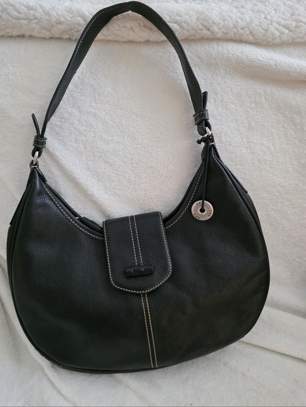 The Sak Leather Flap Hobo Shoulder Bag Womens Black Pebbled Leather WesternChic